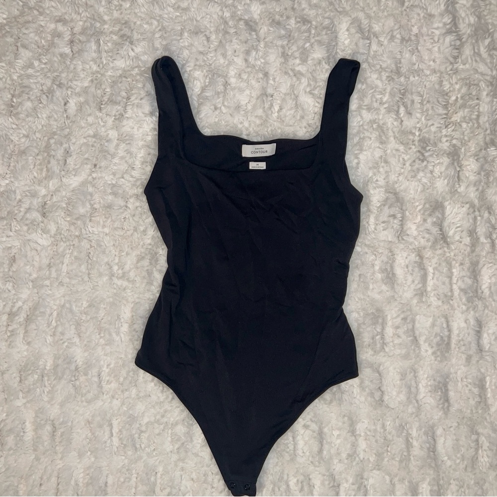 Aritzia Babaton Original Contour Pursue Bodysuit Size M